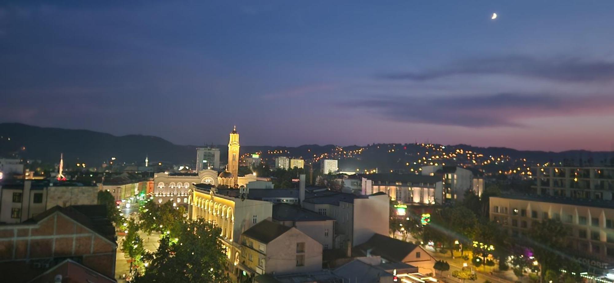 Apartman Pozoriste Penthaus Banja Luka Esterno foto